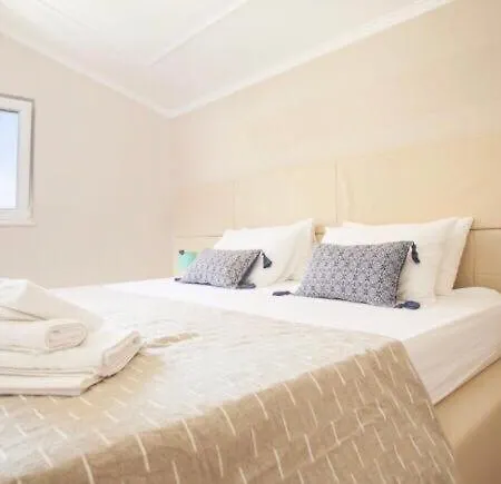 Villa A Trogir
