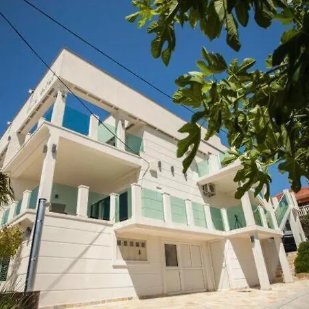 Villa A